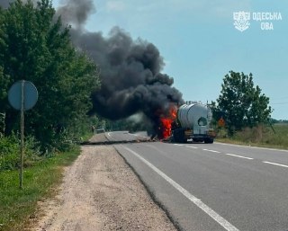 Атакована вантажівка/ Олег Кіпер/Одеська ОДА (ОВА)