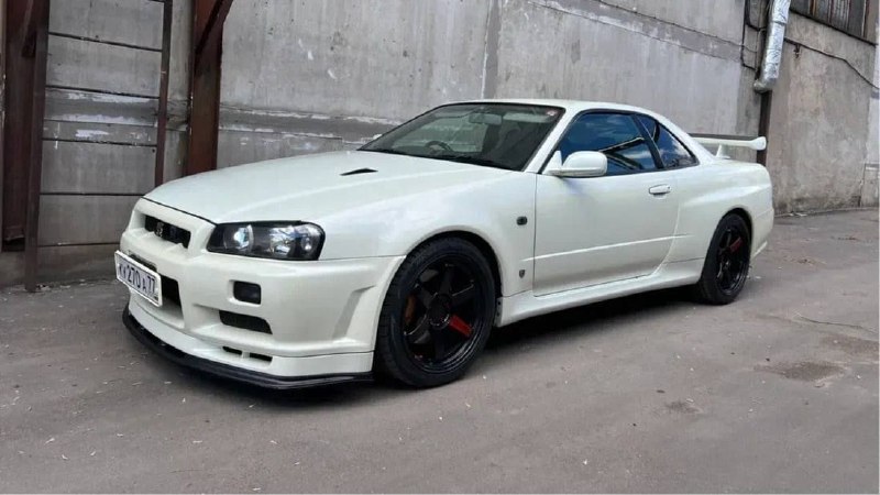 Редчайший Nissan Skyline R34 продают в Москве за 60 МИЛЛИОНОВ рублей.На Авто.ру