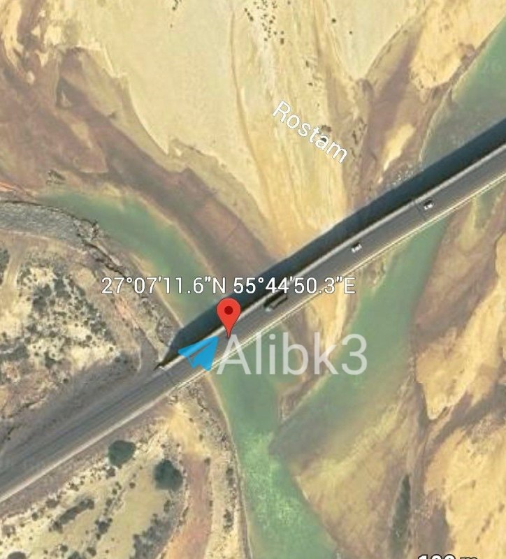 הגשר שהיה מטרה לפיגועי ארה"ב אמש נושא את כביש מספר 76; הכבישים הראשיים המחברים את בנדר עבאס ללאר ומשם לשיראז.