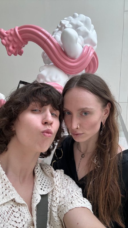 // Музей современного искусства в Тайланде //Кажется, тайцы — фанаты Сальвадора Дали. И на самом деле сюрреализм в Тайланде развивался примерно в тот же период, что и у Дали. Зацепила глазами много идей, которые хочу реализовать на съемках и с клиентами. А чем вдохновляетесь вы?// Музей современного искусства в Тайланде //Кажется, тайцы — фанаты Сальвадора Дали. И на самом деле сюрреализм в Тайланде развивался примерно в тот же период, что и у Дали. Зацепила глазами много идей, которые хочу реализовать на съемках и с клиентами. А чем вдохновляетесь вы?