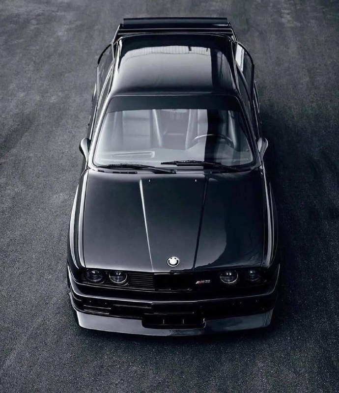 BMW M3 E30🖤