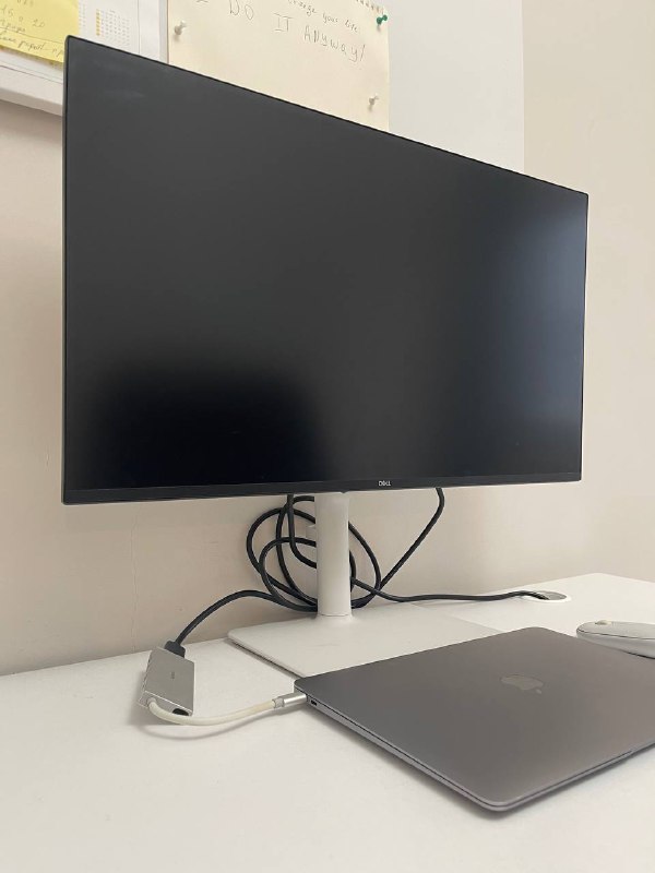 Монитор Dell 27 дюймов, HDMI, переходник Type-C, коробка, документы, гарантия еще 7-8 месяцев.