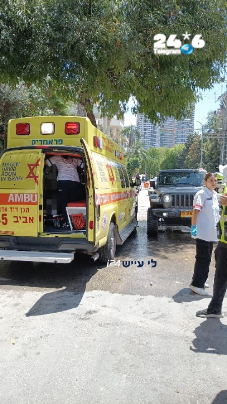 🇮🇱 בניין שהיה מיועד להריסה קרס בתל אביב; פועל נפצע באורח בינוני. בניין בן ארבע קומות שהיה מיועד להריסה קר…
