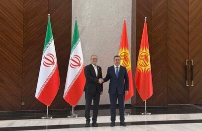 بیداری آذربایجان: روسای جمهوری ایران و قرقیزستان دیدار کردند🔹روسای جمهور ایران و قرقیزستان در حاشیه اجلاس سران کشورهای عضو سازمان همکاری ش