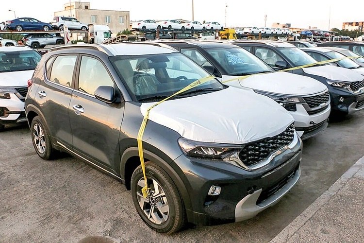 دیده بان ایران: 🔴 آغاز فروش خودروهای وارداتی از امروز🔹️ دور جدید عرضه خودروهای وارداتی از امروز -یکشنبه یک شهریور ۱۴۰۵- آغاز میشود.🔳 خب
