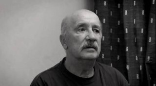 На 88-м году жизни скончался заслуженный артист России Вадим Александров.По данным Mash, актёр с 2016 года страдал онкологией. Умер Александров у себя дома в столичных Сокольниках 8 мая.Вадим Александрович известен зрителям как по советским картинам "Усаты