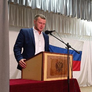 В Кировской области избранного главой поселка участника войны объявили в розыскМВД объявило в уголовный розыск участвовавшего в войне против Украины главу Демьяновского городского поселения Кировской области Артема Заболотских, заметила SOTA. Причины неизв
