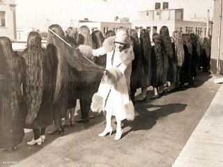 Contest for the longest hair. The winner was Genevieve Slade with 152 cm. 1926.Time Machine | Historical Photo