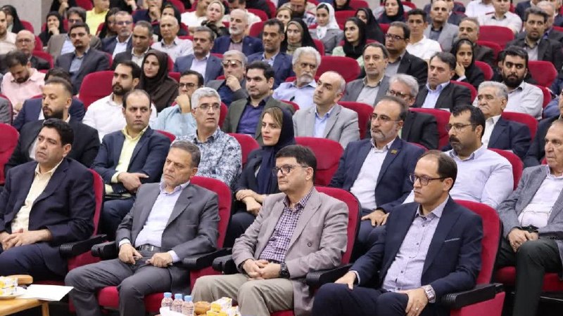 اخبار زنجان: احیای وزارت بازرگانی برای حل مشکلات اصناف و تولیدکنندگان ضروری است🔹️ نماینده مردم خدابنده در مجلس شورای اسلامی: معتقدم د