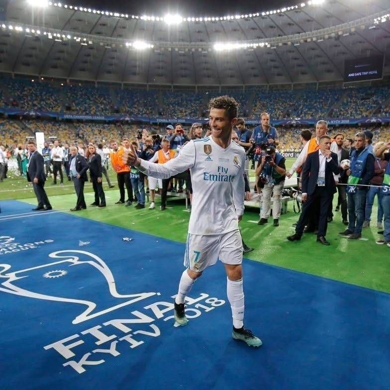 رئال مادرید | Real Madrid: 💀 این یه خداحافظیه؟🎙 نه فعلا میخوام از لحظه هام در کنار تیم لذت ببرم، در روز های آینده بهش فکر میکنماون شب چمپیونزلیگ بر
