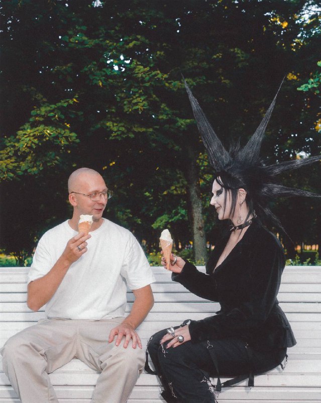 BLACK SHEEPЭтот проект об очень простых, но важных вещах. Он про индивидуальность, смелость быть собой и умение принимать людей такими, какие они есть. Ведь даже самый отталкивающий или “непонятный” на вид человек может оказаться воплощением доброты, любви и отзывчивости. Счастлив тот, кто принят таким, какой он есть.art direction & photo @kamillahanapovamuah @glashagurianovahair @tueva.mariamodel & style  @salavat_kypereproduction  @annagrom23BLACK SHEEPЭтот проект об очень простых, но важных вещах. Он про индивидуальность, смелость быть собой и умение принимать людей такими, какие они есть. Ведь даже самый отталкивающий или “непонятный” на вид человек может оказаться воплощением доброты, любви и отзывчивости. Счастлив тот, кто принят таким, какой он есть.art direction & photo @kamillahanapovamuah @glashagurianovahair @tueva.mariamodel & style  @salavat_kypereproduction  @annagrom23