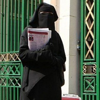 تعليقات قناة طالبة منتقبة 🎀
