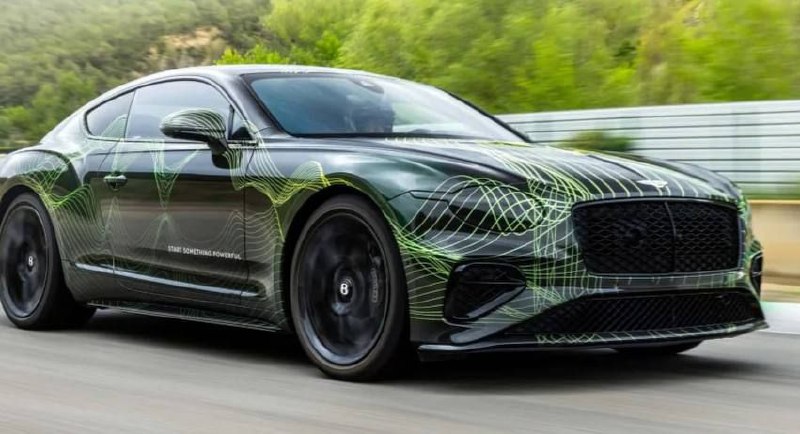 Bentley пересмотрела планы по электрификации в пользу гибридных моделей