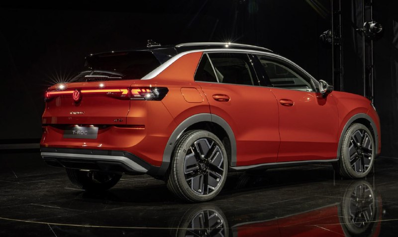 Новый Volkswagen T-Roc стал гибридом 4