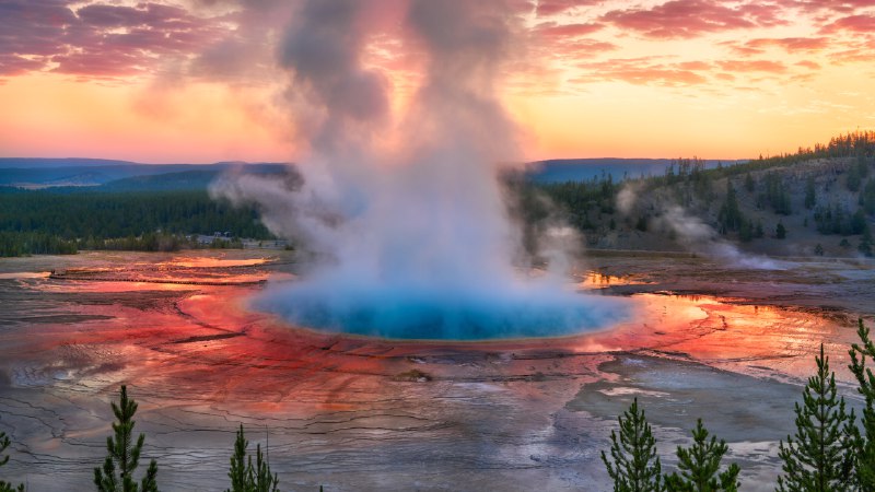 Preserve, protect, enjoy!Grand Prismatic Spring at sunrise, Yellowstone National Park, Wyoming (© XIN WANG/Getty Images)