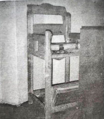 Fond Memories of Sheikh Muqbil's Chair | Related by one of his young students