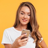 Логотип Помощница / помощник по установке приложений / Подработка / Вакансия/ Работа