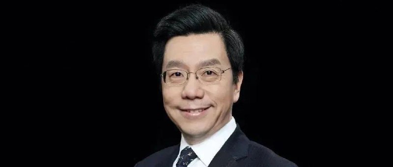 张鹏对谈李开复：AI创业进入洗牌阶段了吗？ | 万字播客脱水总结AI转录+自己精校了几遍，确实是值得一读的好材料，李开复分享了很多一线洞见（甚至有价值几百万美元的“苦涩的教训”），推荐给大家～