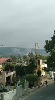 הכפר באיות א-סיאד במחוז צור, הגזרה המערבית של דרום לבנון, נפגע מתקיפות מרובות של חיל האוויר.