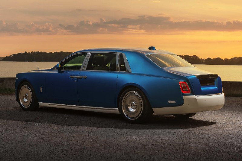 🛠️✨ Кто же наделил Rolls‑Royce палитру фарфоровой красоты V‑12 от BMW?Сегодняшн