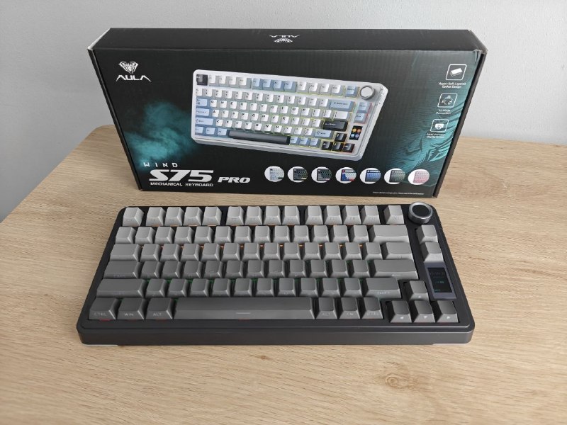 Беспроводная механическая клавиатура Aula S75 pro на линейных переключателях, новая. Подсветка, коле