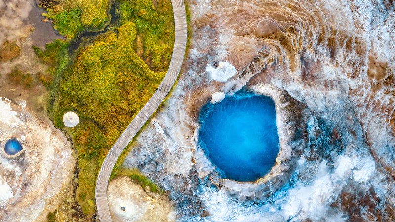 Fire under frostGeothermal blue pool Bláhver at Hveravellir, Iceland (© Juan Maria Coy Vergara/Getty Images)