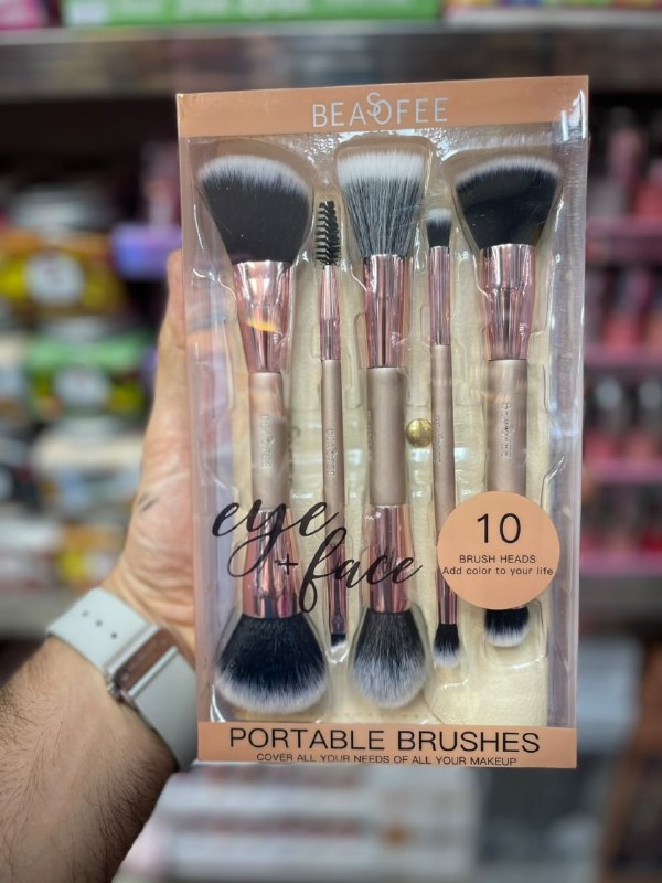 💄پخش عمده آرایشی بهداشتی تٌکتَم 133: ⚜#ست_براش#بیاسوفی⚜BEASOFEE🌸ست براش حرفه ای ✨دارای ۵ قلم 🎀۱۰ کاره ⚡️همه براش ها دوسره هستن 📌تراکم خوب 💶قیمت ؟؟؟💬 ID سفارش