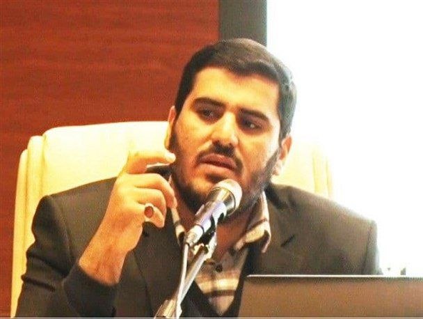 شبکه اطلاع رسانی دانا: 🔴بسیج؛ از تشکل یکدست تا شبکه‌ای به وسعت ایرانفرهاد نظریان سامانی در یادداشتی نوشت: 🔸سخنان اخیر حجت الاسلام حسین طائب درب