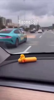 Xiaomi SU7, ус отклеился 😬