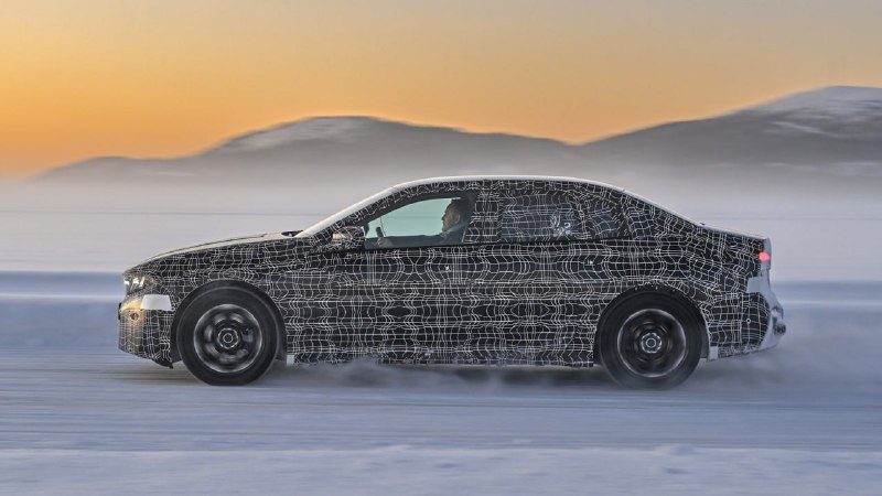 BMW i3 нового поколения дебютирует 18 марта 2026 2