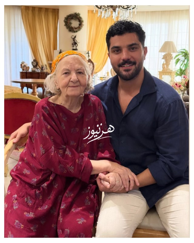 دنیای ستاره ها: عکس تازه منتشر شده از سینا مهراد و مینا جعفر زاده ..#سینا_مهراد #مینا_جعفرزاده #دنیای_ستاره_ها #بازیگران #هنرمندان..⭐️⭐️