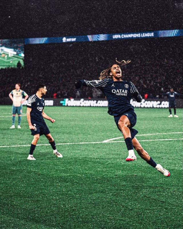 BistodoTweet | بیست و دو ⚽: به دلیل جدا شدن بارکولا از پاریس یادی کنی از صحنه ای که سر آغاز شکوه پاریس در اروپا شد 🙂✍️ مونس⚽️ @bistodo_Tweet