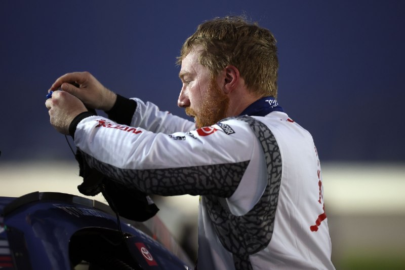 🚗⚡ Коротко о том, что произошло в мире NASCAR:Тайлер Реддик, который в мае держ