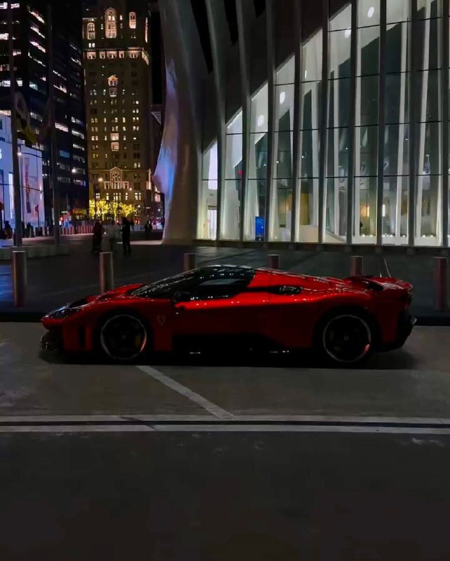 Ferrari F80 4