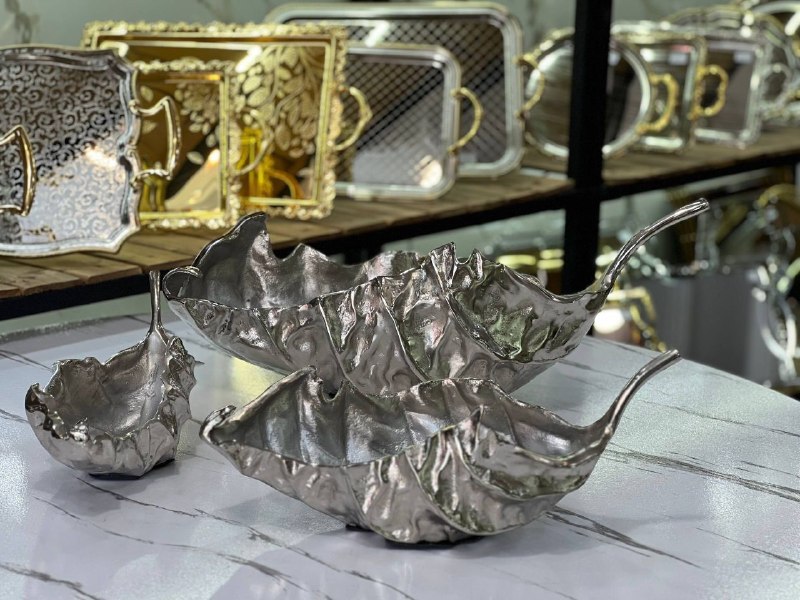 Best decor: ⚜️برگ کشکول چروک سه سایز کد ۱۹۳۵G نقره ای بزرگـ- متوسط - کوچک ⚜️برگ کشکول بزرگابعاد طول۵۸سانت ارتفاع۲۰سانت⚜️برگ کشکول مت