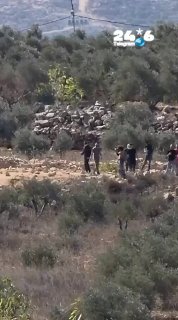🇮🇱 Anarchists Avishai Mohar and Yonatan Pollak with photographers and Arabs inside a closed military area in Gush Shiloh in Binyamin. In addition, stones and rocks were placed on the axis. Does anyone know where the law enforcement system is? For Elhanan Groner's Telegram channel: Elhanan Groner.
