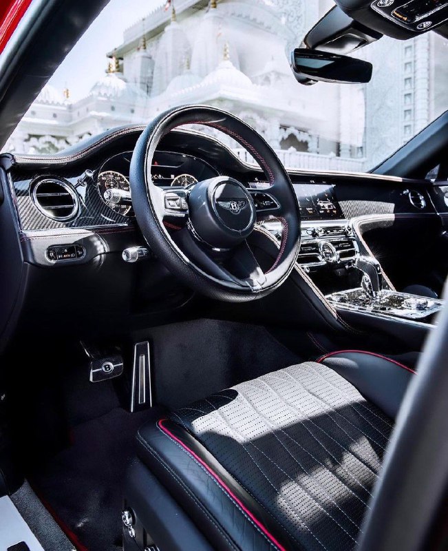 Bentley Flying Spur 4