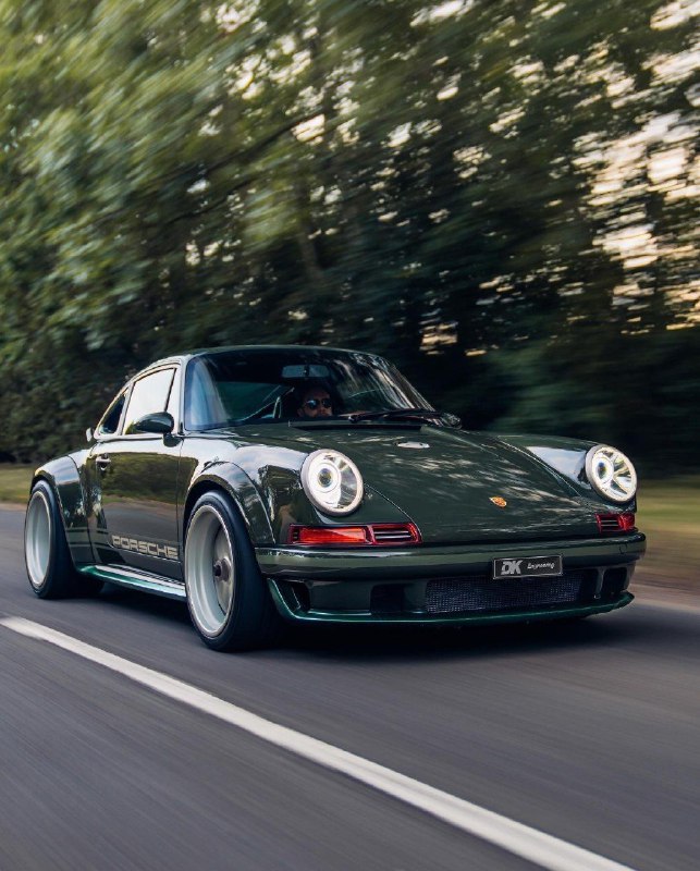 Porsche 911 Reimagined by Singer