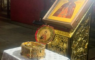 ⚡️ В Кремле при реставрации «почти сказочно» нашли мощи Дмитрия Донского. РПЦ заявила: подлинность святыни доказана. А к выборам в Москву привезут и другие мощиРеставрируя Архангельский собор в Кремле, рабочие разобрали надгробницы склепа, открыв три сарко