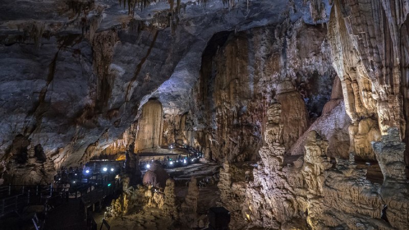 Underground paradiseParadise Cave, Phong Nha-Ke Bang National Park, Vietnam (© Pakawat Thongcharoen/Getty Images)