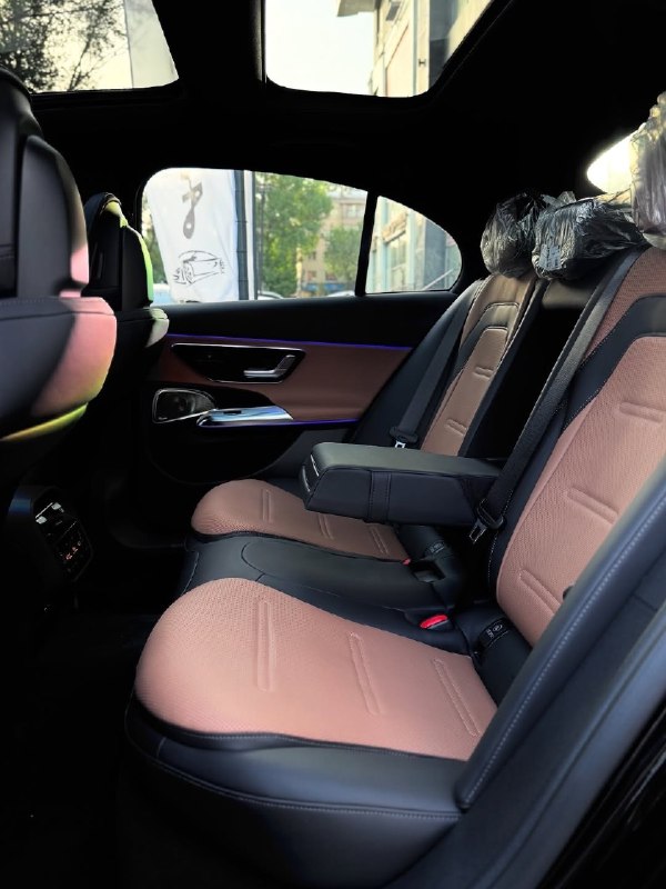 Mercedes-Benz AMG E 53 Hybrid 9