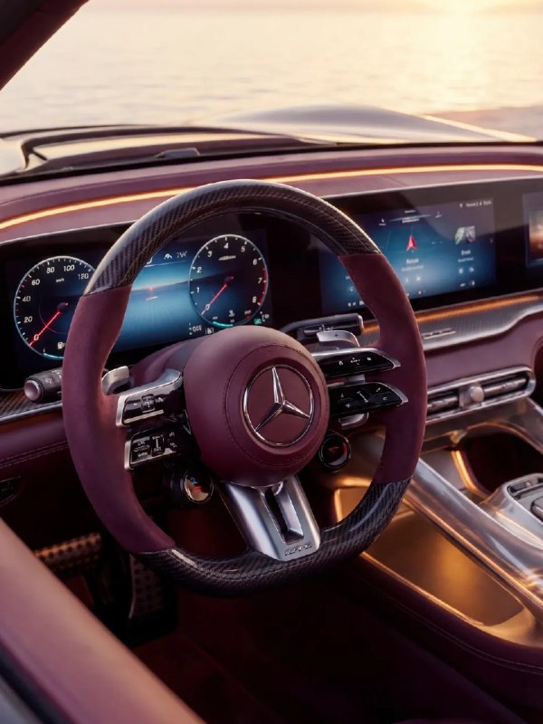 MERCEDES-AMG S-HYPERION 4