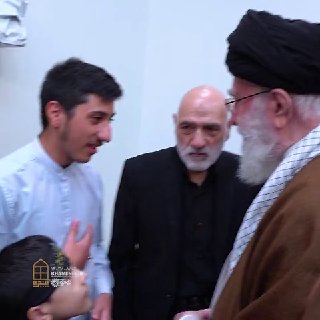 נרטיב פגישת משפחתו של ההרוג מאסומה קרבאסי ואשתו הלבנונית עם מנהיג ההרוגים של המהפכה האסלאמית ב-24 באוקטובר…