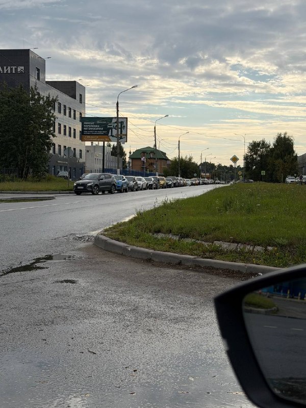 Приходится констатировать печальный факт: топливный кризис снова настиг Долгопрудный.