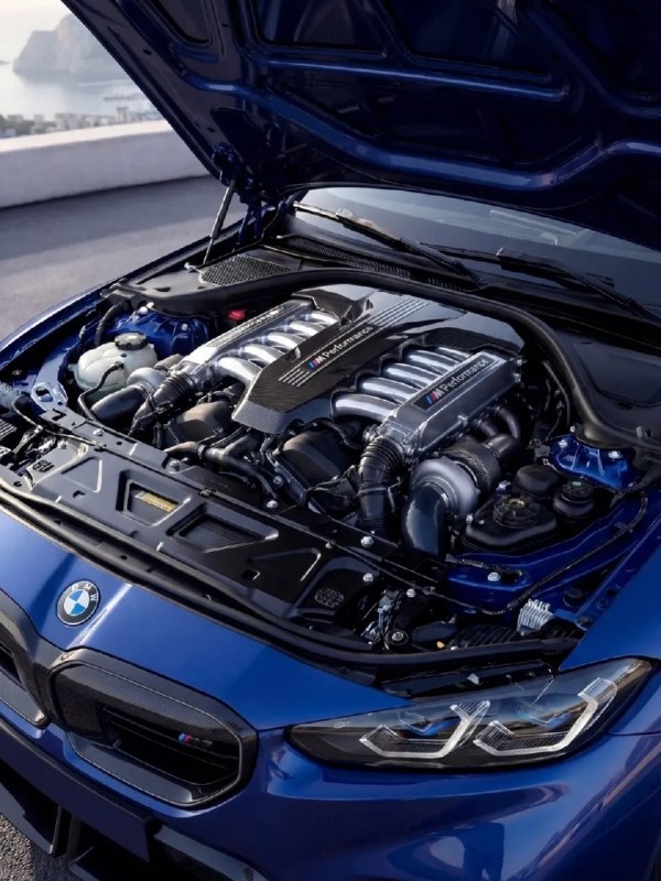 BMW M5 Competition Touring 8