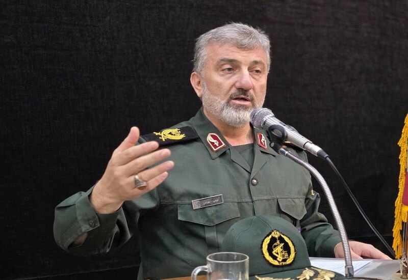 خبرگزاری ایرنا: 🔸یک فرمانده سپاه: افسران دیپلماسی نیاز به حمایت دارند/مذاکره قدرتمند از حمایت خیابان و افزایش تابآوری اجتماعی قدرت میگ
