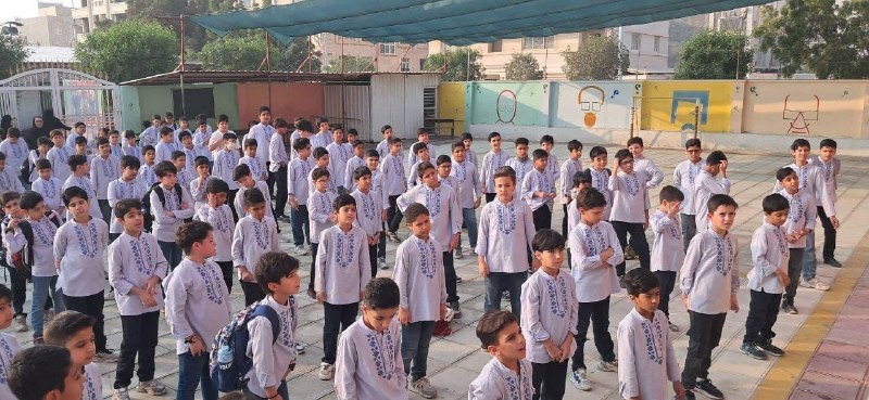 החינוך המשולב נמשך בבתי הספר "קשם". עבדול רשיד ריזבני, מנהל החינוך של מחוז קשם אזד, הודיע על המשך בתי ספר ק…