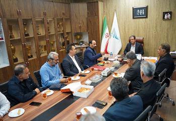 ستارگان کاراته: ✅ تأکید رهنما بر تقویت فعالیت‌های فرهنگی و اطلاع‌رسانی در فدراسیون کاراته🔹نشست کمیته فرهنگی فدراسیون کاراته با حضور مسعو