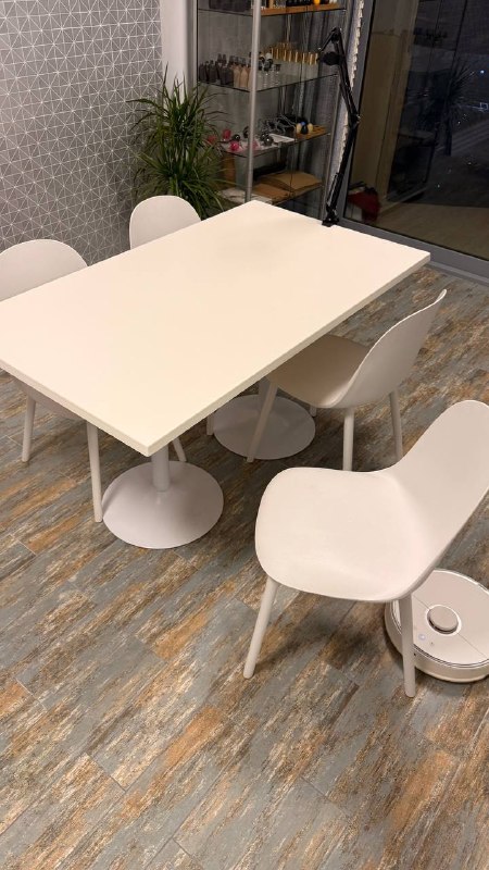 Продам 4 стула, в отличном состоянии, каждый по 70 лари. — фото 1