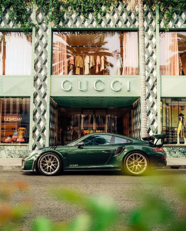 Porsche 3
